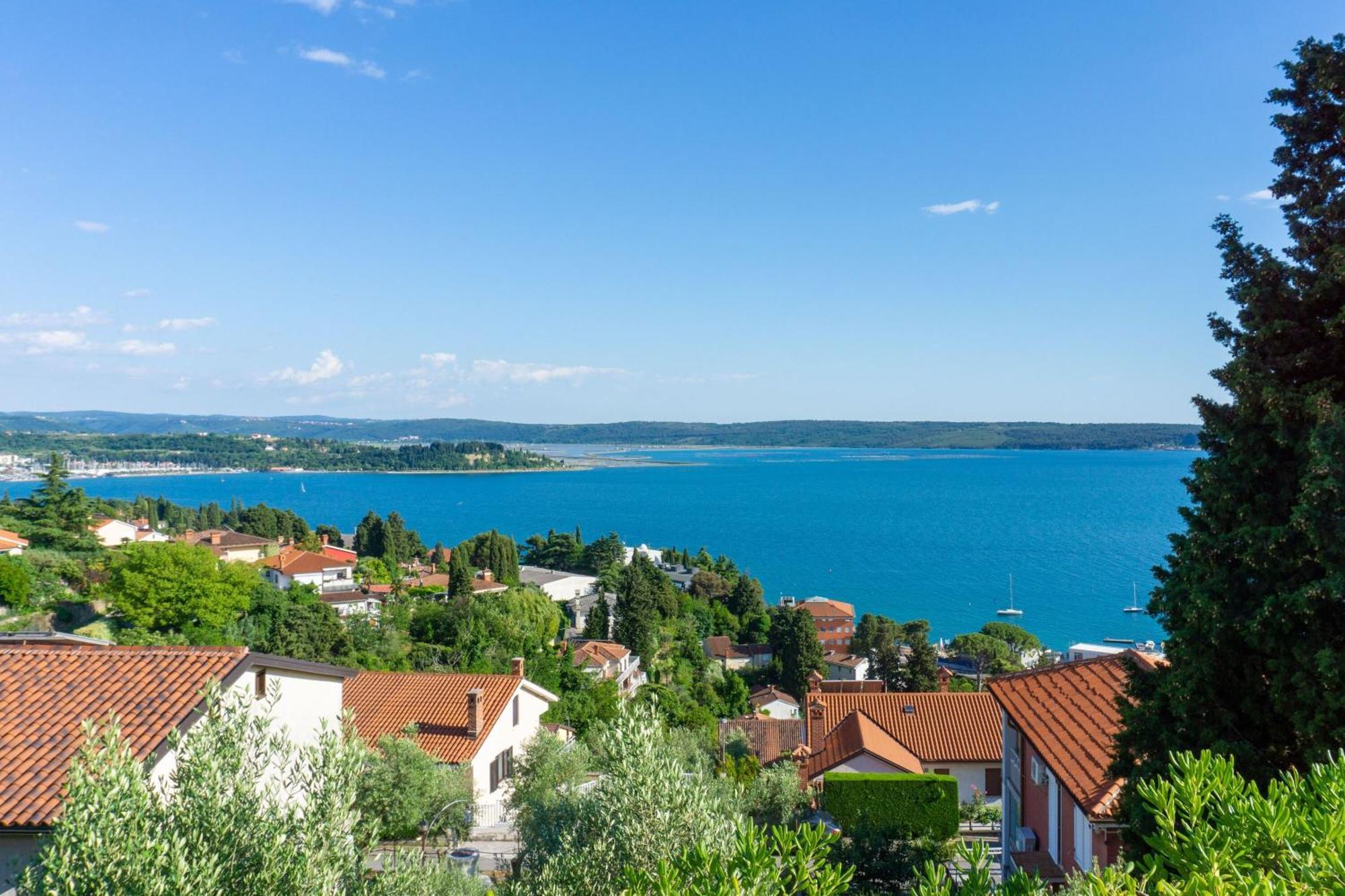 Villa Roma Portorose Bagian luar foto