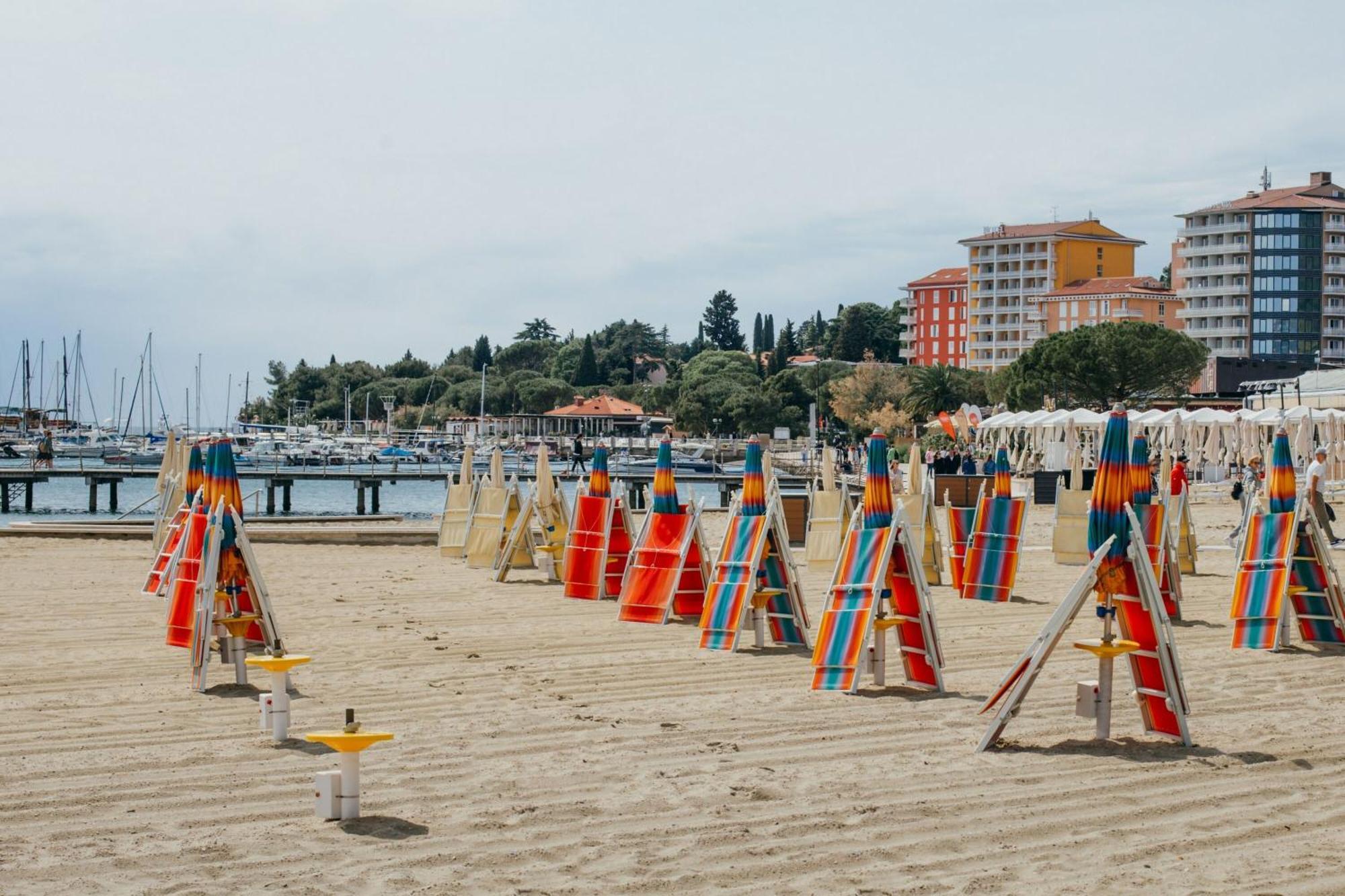 Villa Roma Portorose Bagian luar foto